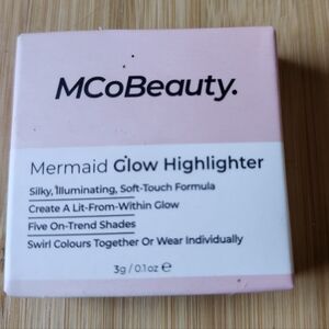 MCoBeauty Mermaid Glow Highlighter - Pink